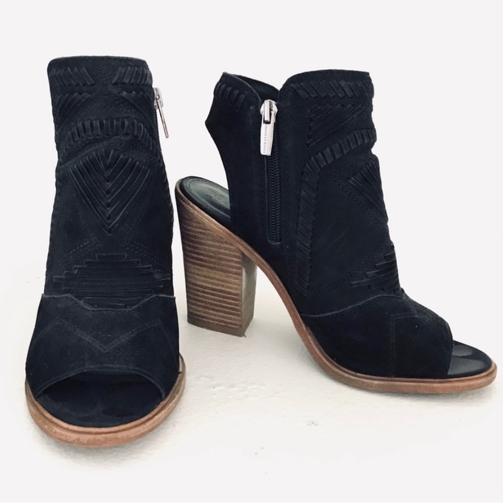 Vince Camuto Karinta block heel sandals size 7